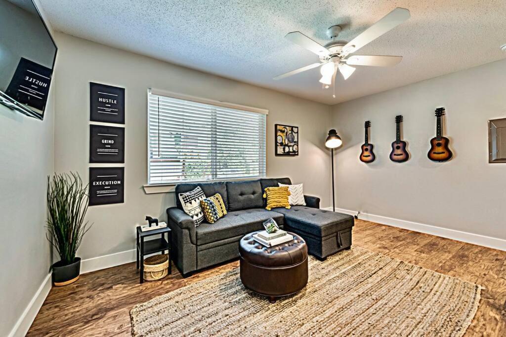 The Rhythm Room Near Downtown Dallas! Exterior foto